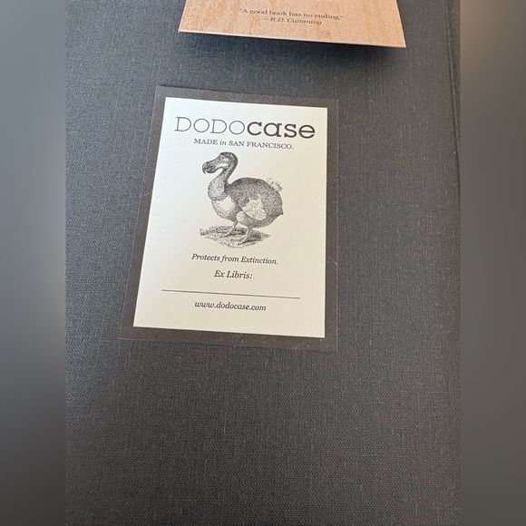 NWT DoDo Black & Wooden Book Style iPad Mini Case with Sticker - Picture 5 of 10